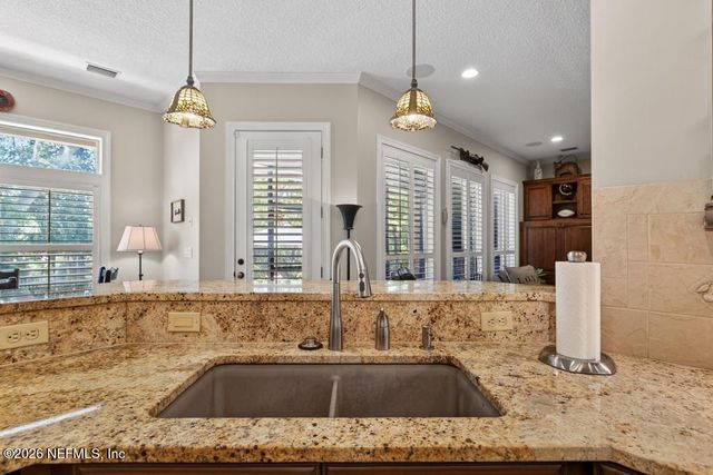 13719 SAXON LAKE Drive, Jacksonville, FL 32225