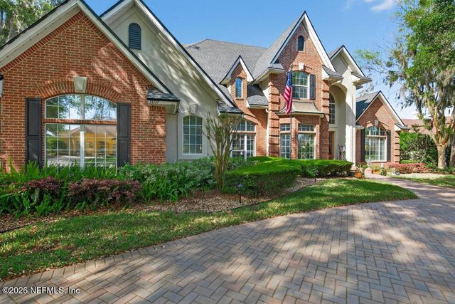 13719 SAXON LAKE Drive, Jacksonville, FL 32225