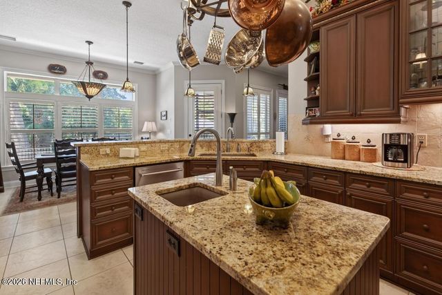 13719 SAXON LAKE Drive, Jacksonville, FL 32225