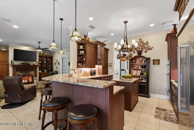 13719 SAXON LAKE Drive, Jacksonville, FL 32225