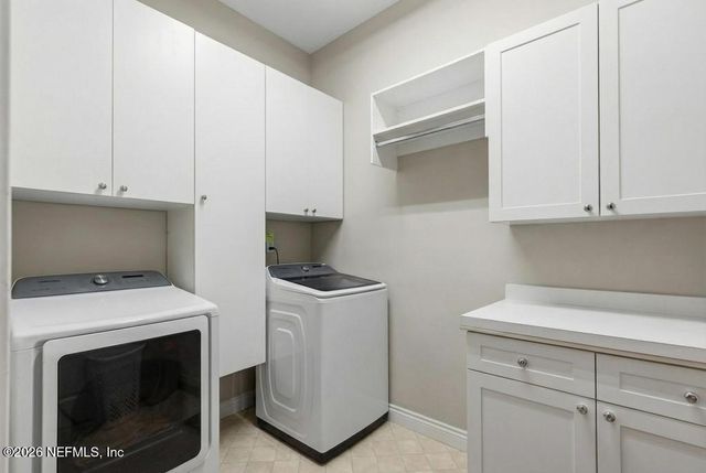 13719 SAXON LAKE Drive, Jacksonville, FL 32225