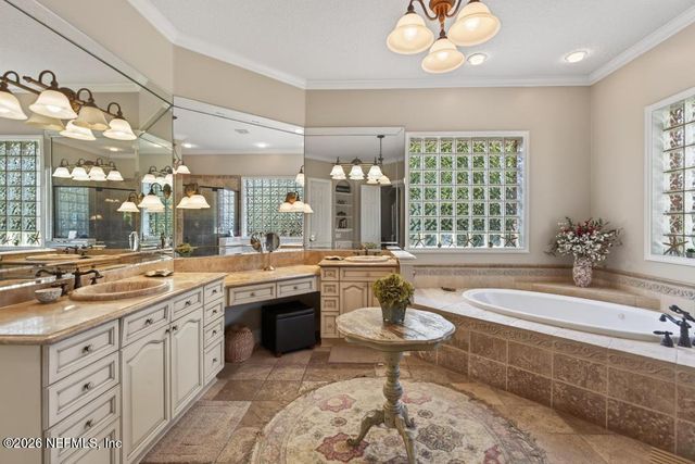 13719 SAXON LAKE Drive, Jacksonville, FL 32225