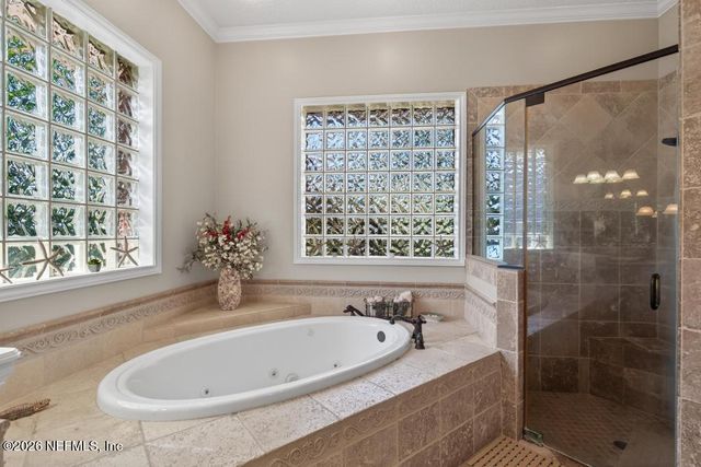 13719 SAXON LAKE Drive, Jacksonville, FL 32225