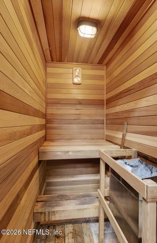 13719 SAXON LAKE Drive, Jacksonville, FL 32225