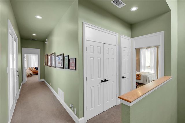 1426 Hidden Oaks Circle, Corinth, TX 76210