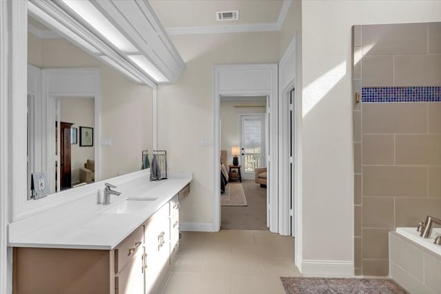 1426 Hidden Oaks Circle, Corinth, TX 76210