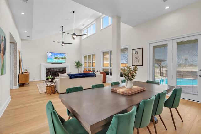 1426 Hidden Oaks Circle, Corinth, TX 76210