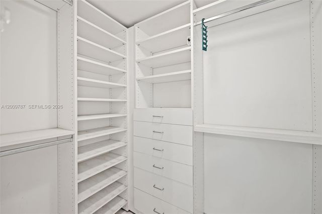 7751 NE Bayshore Ct 7B, Miami, FL 33138