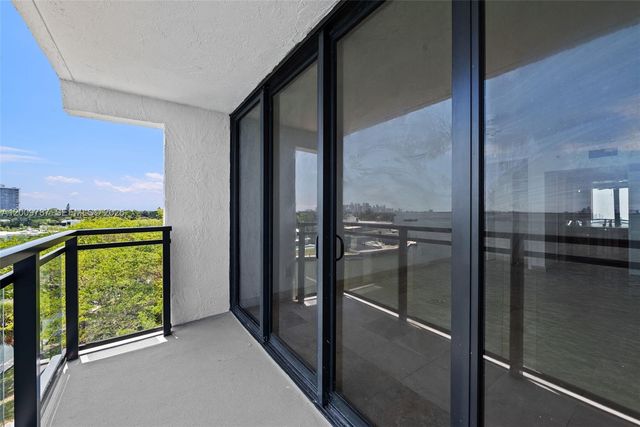 7751 NE Bayshore Ct 7B, Miami, FL 33138