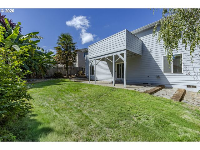 755 S 47TH Pl, Springfield, OR 97478