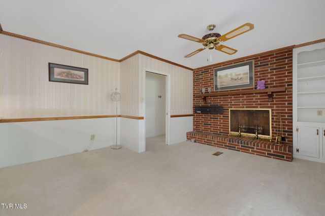 1013 Creasy Road, Jonesborough, TN 37659