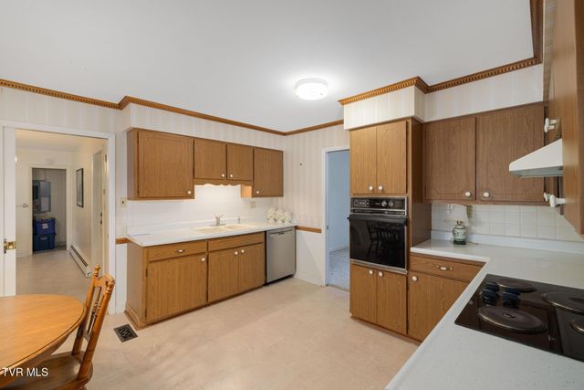 1013 Creasy Road, Jonesborough, TN 37659