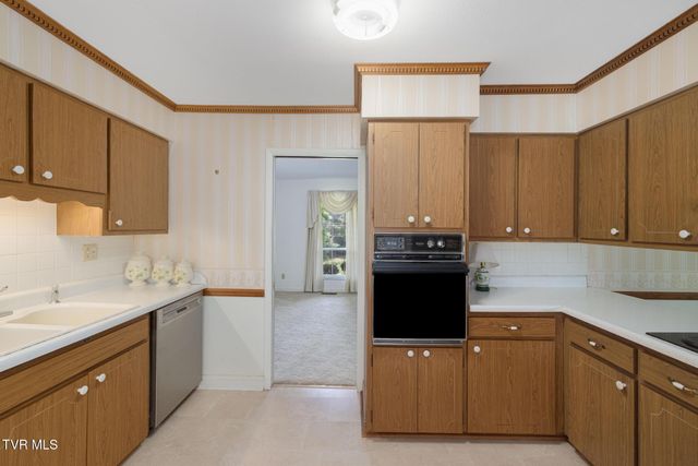1013 Creasy Road, Jonesborough, TN 37659