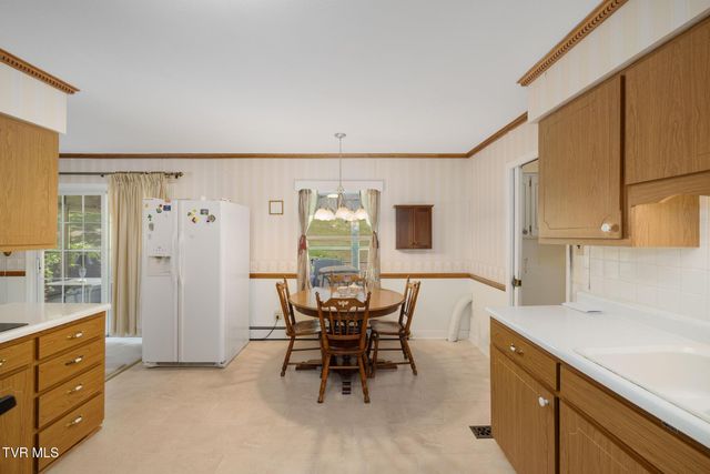 1013 Creasy Road, Jonesborough, TN 37659