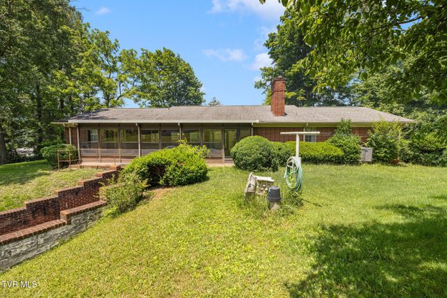 1013 Creasy Road, Jonesborough, TN 37659
