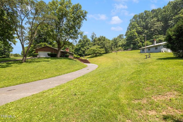 1013 Creasy Road, Jonesborough, TN 37659