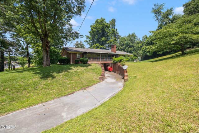 1013 Creasy Road, Jonesborough, TN 37659