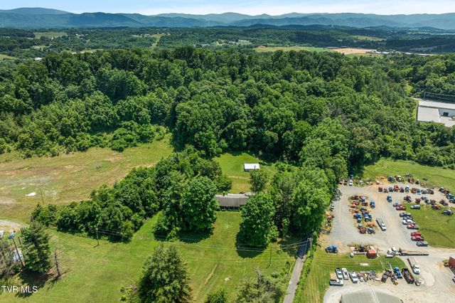 1013 Creasy Road, Jonesborough, TN 37659