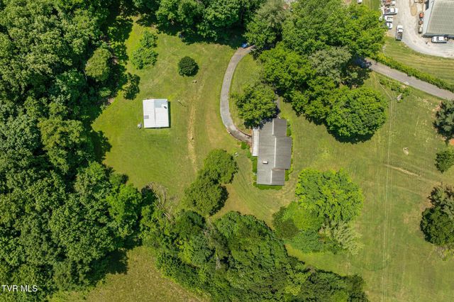 1013 Creasy Road, Jonesborough, TN 37659