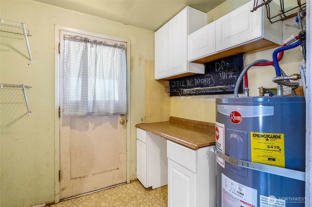 114 W Knolls Vista Drive, Moses Lake, WA 98837