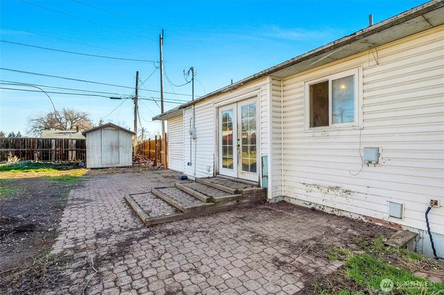 114 W Knolls Vista Drive, Moses Lake, WA 98837