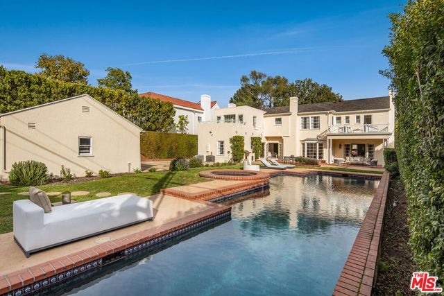625 N Sierra Drive, Beverly Hills, CA 90210