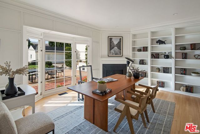 625 N Sierra Drive, Beverly Hills, CA 90210