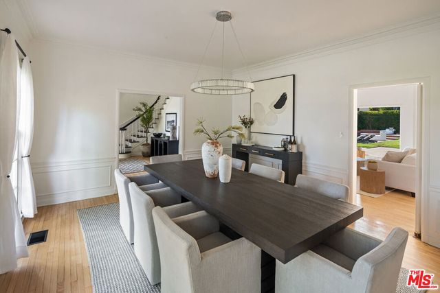 625 N Sierra Drive, Beverly Hills, CA 90210