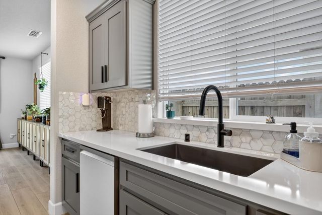 5144 Cardero Way, Roseville, CA 95747