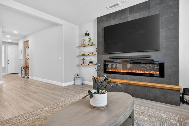 5144 Cardero Way, Roseville, CA 95747
