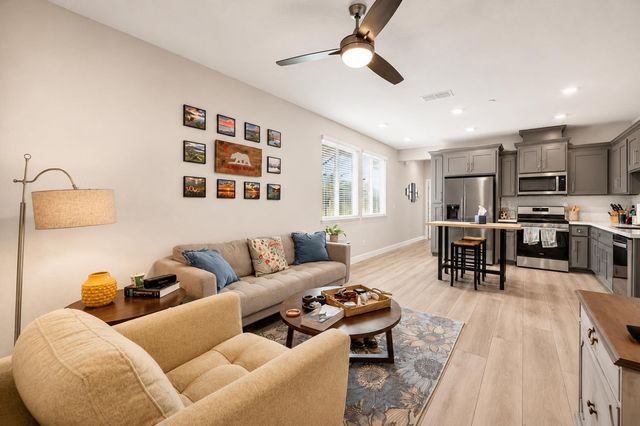 5144 Cardero Way, Roseville, CA 95747