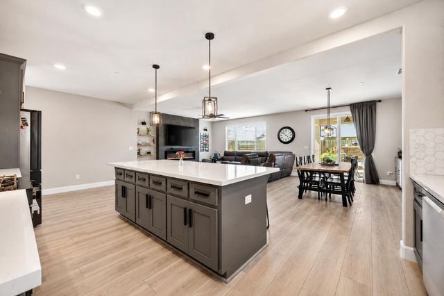 5144 Cardero Way, Roseville, CA 95747