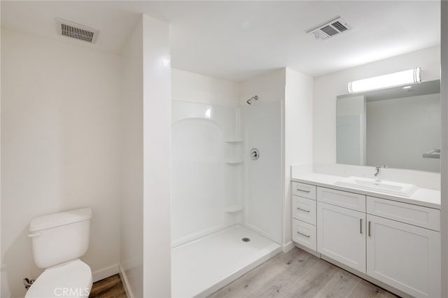 14526 Hartland Street 307, Van Nuys, CA 91405