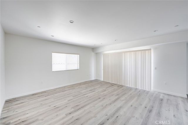 14526 Hartland Street 307, Van Nuys, CA 91405