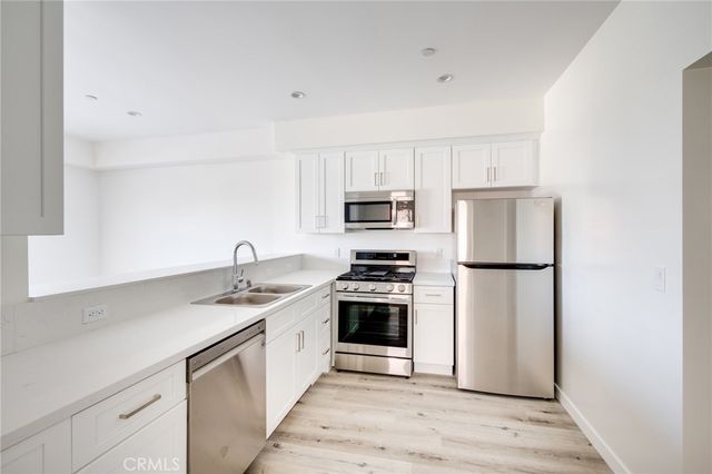 14526 Hartland Street 307, Van Nuys, CA 91405