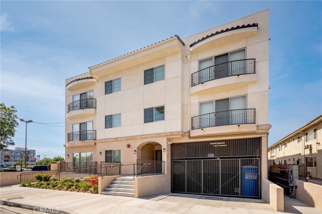 14526 Hartland Street 307, Van Nuys, CA 91405