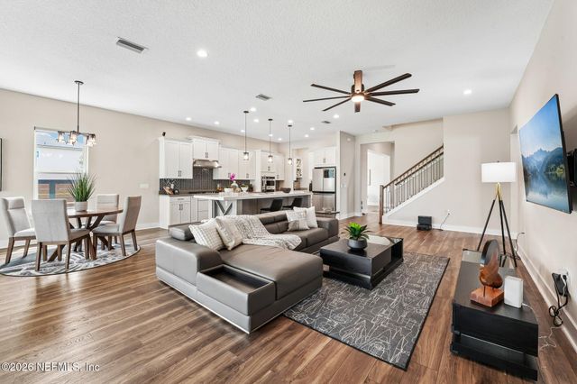 10223 SILVERBROOK Trail, Jacksonville, FL 32256