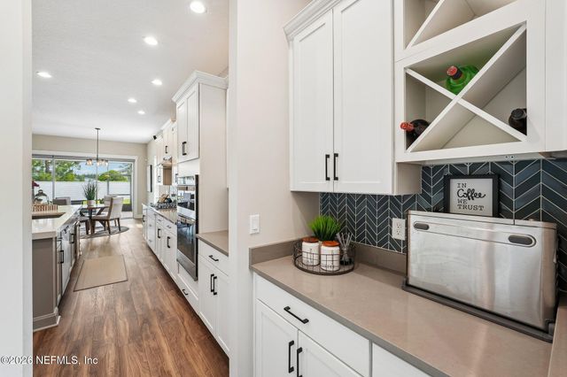 10223 SILVERBROOK Trail, Jacksonville, FL 32256