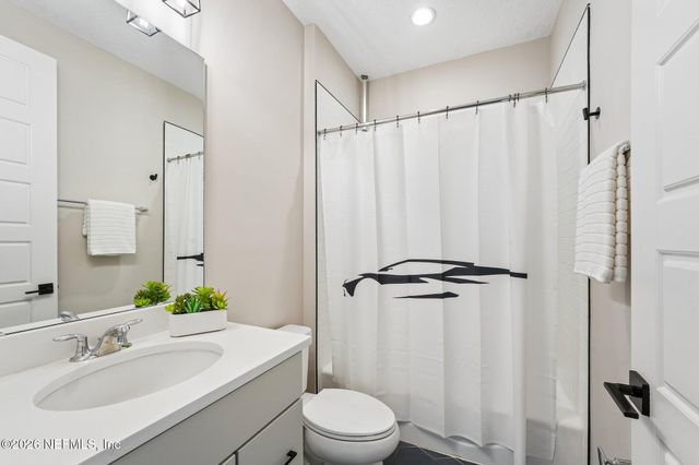 10223 SILVERBROOK Trail, Jacksonville, FL 32256