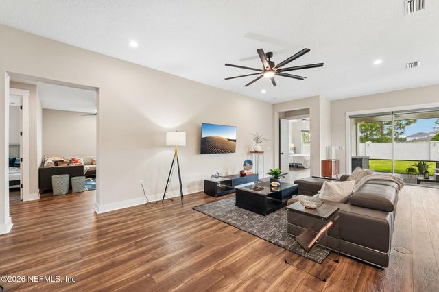 10223 SILVERBROOK Trail, Jacksonville, FL 32256