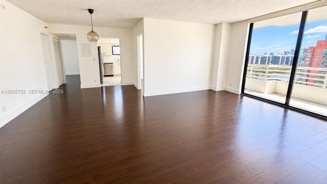 3300 NE 192nd Street LP13, Aventura, FL 33180