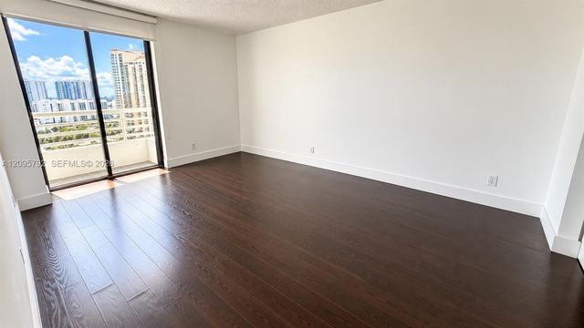 3300 NE 192nd Street LP13, Aventura, FL 33180