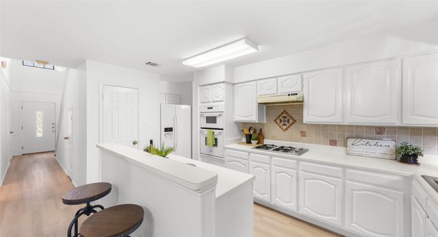 13248 Kerrville Folkway, Austin, TX 78729