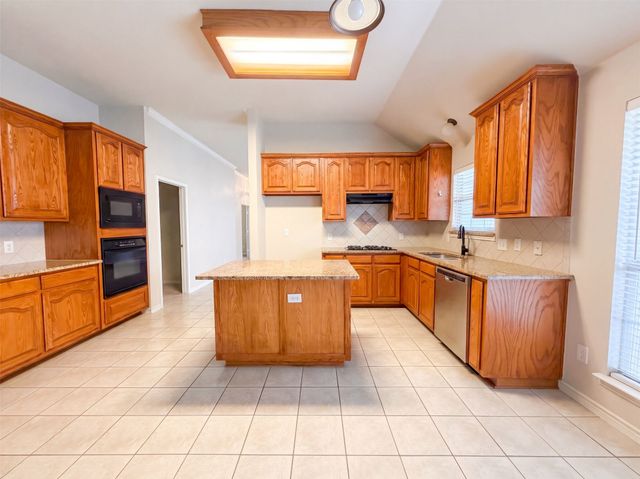 8404 Blacktail Trail, Mckinney, TX 75070