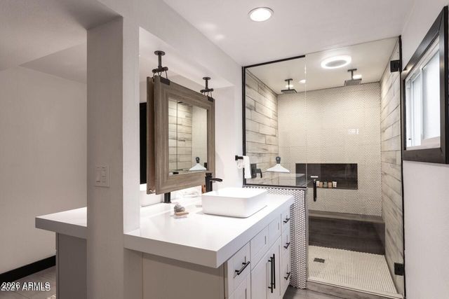 8525 E PECOS Lane, Scottsdale, AZ 85250