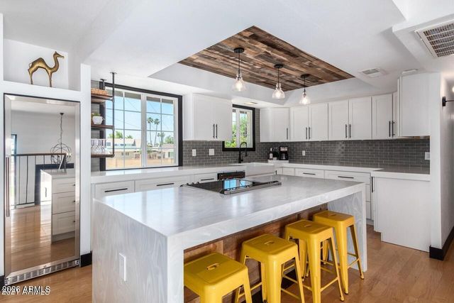 8525 E PECOS Lane, Scottsdale, AZ 85250