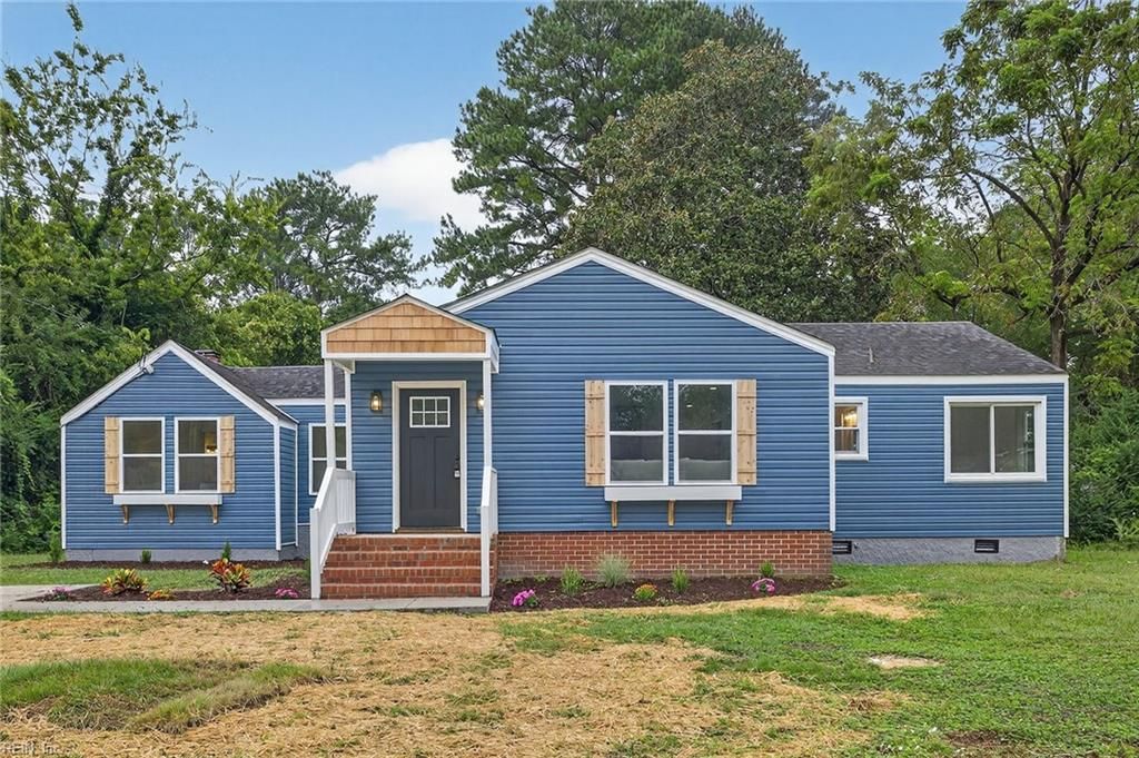 1209 Acredale RD, Virginia Beach, VA 23464