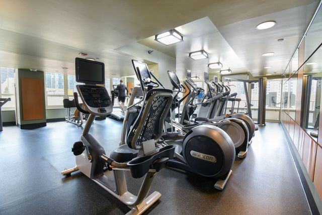 345 N La Salle Drive 1702, Chicago, IL 60654
