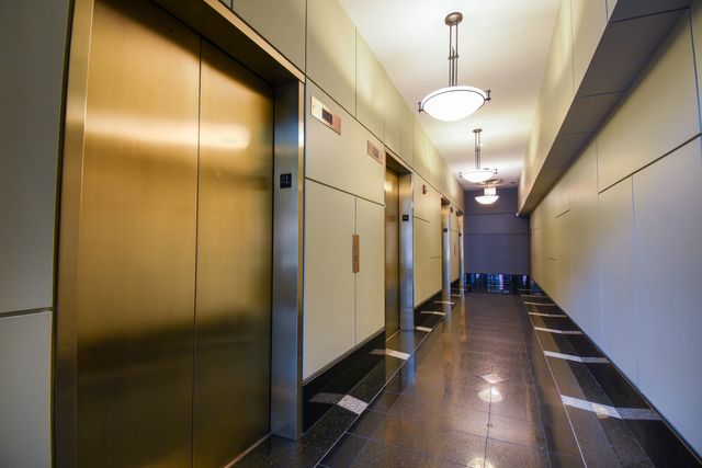 345 N La Salle Drive 1702, Chicago, IL 60654