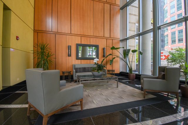 345 N La Salle Drive 1702, Chicago, IL 60654